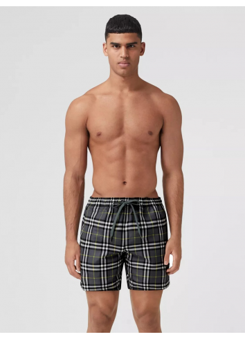 Quần short Burberry - 1BBJE01A23002